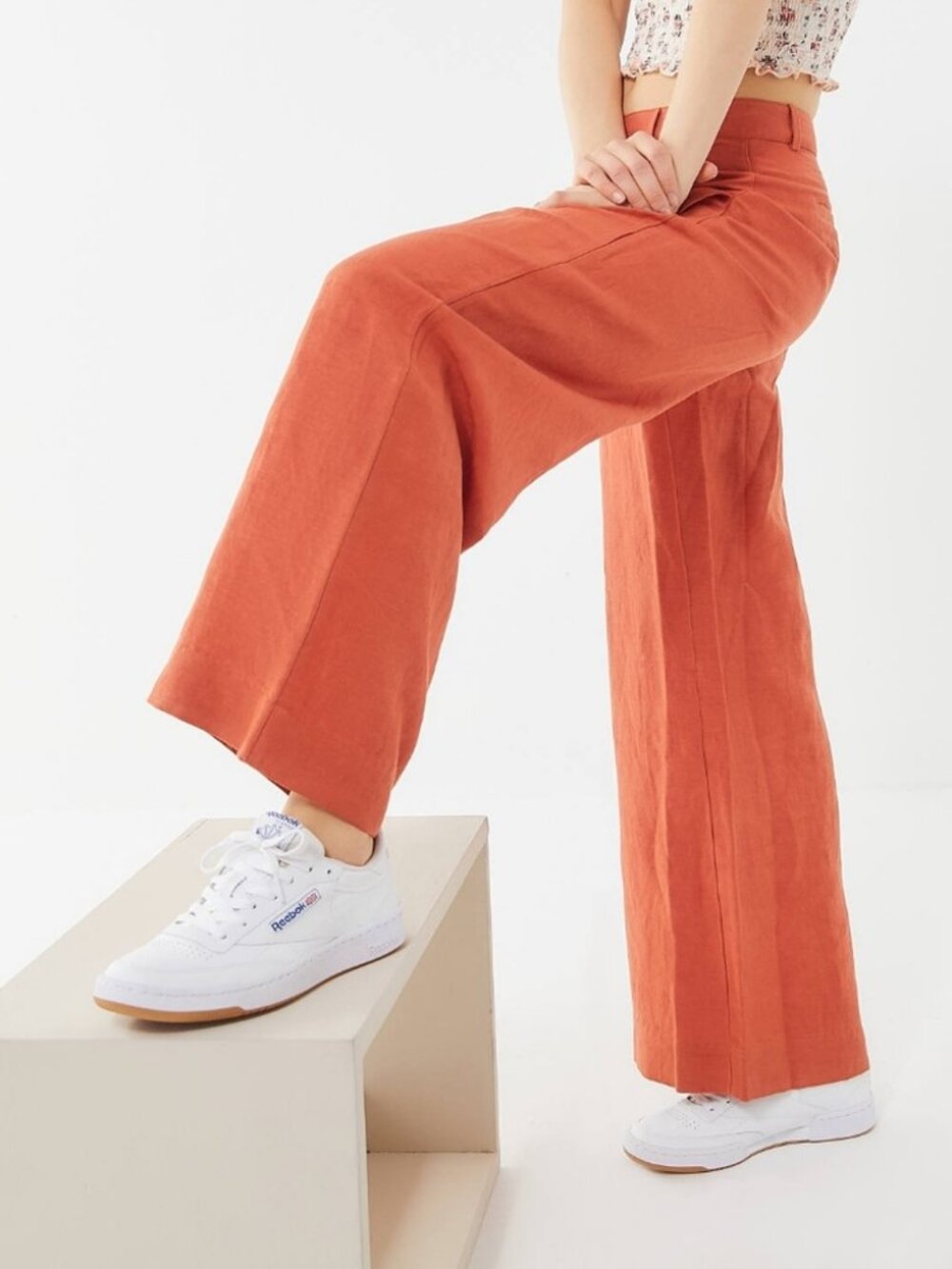 Urban Outfitters UO Ginny Linen Low-Rise Wide-Leg Ankle Pants Womens 2 Orange